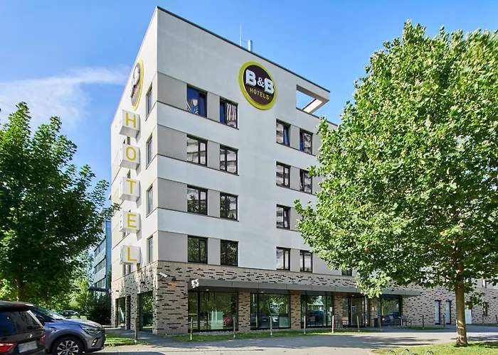 B&B Hotel Frankfurt-West