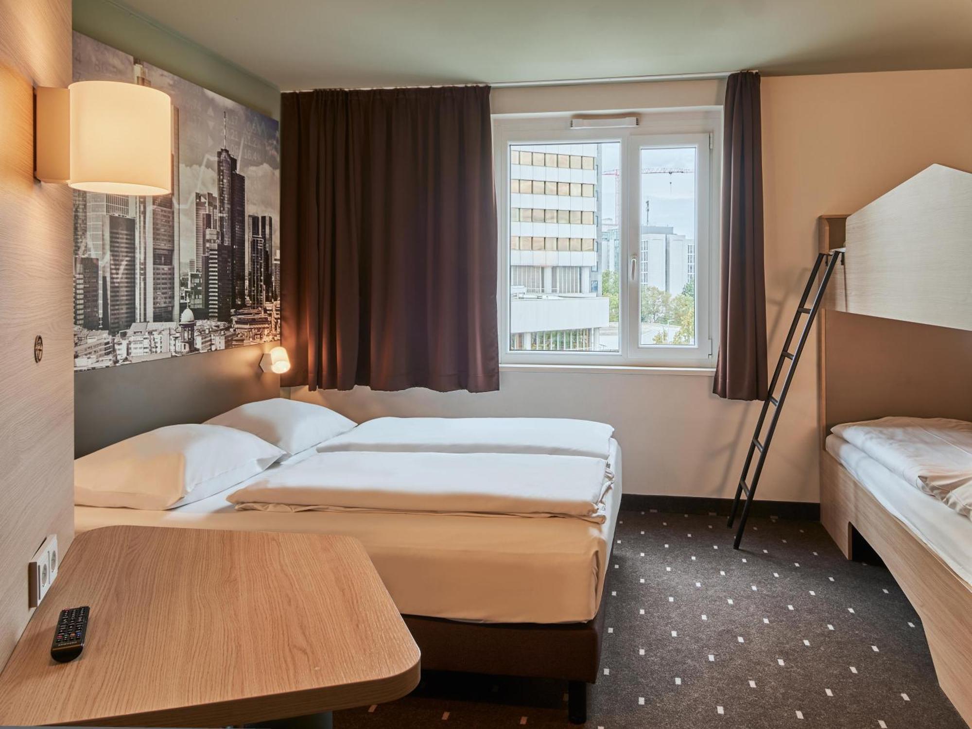 Frankfurt-west 3*